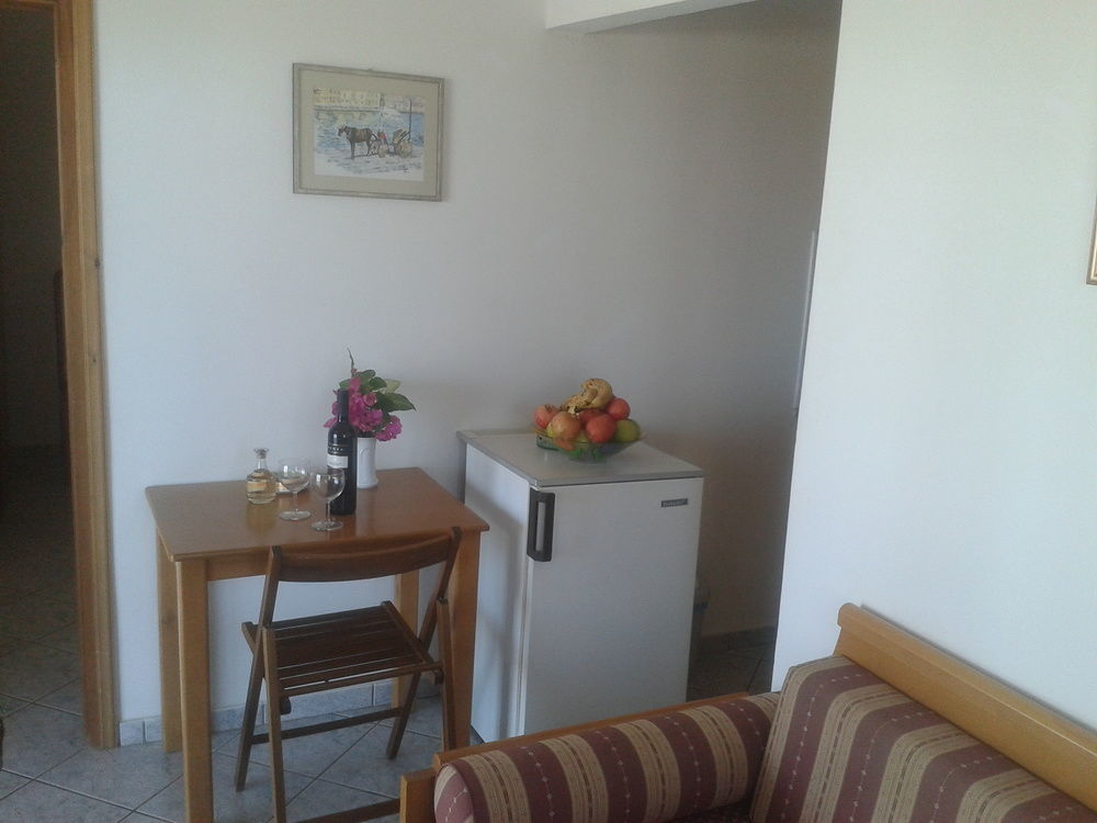 Angela Apartments Kato Daratso Zewnętrze zdjęcie