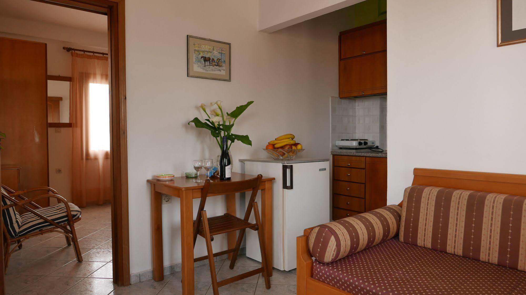 Angela Apartments Kato Daratso Zewnętrze zdjęcie