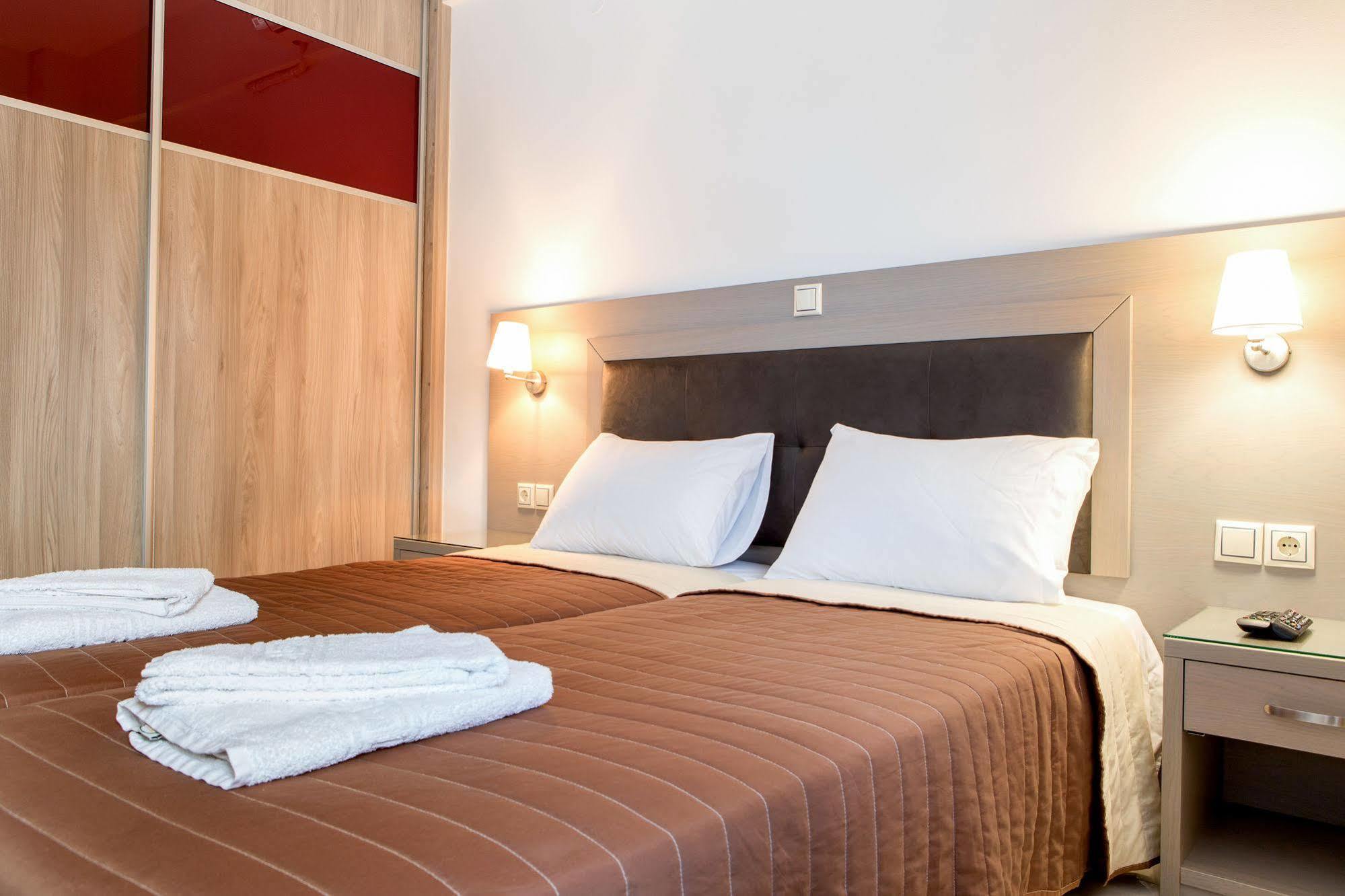 Angela Apartments Kato Daratso Zewnętrze zdjęcie